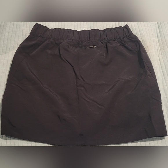 The North Face skort black size small - Picture 2 of 6